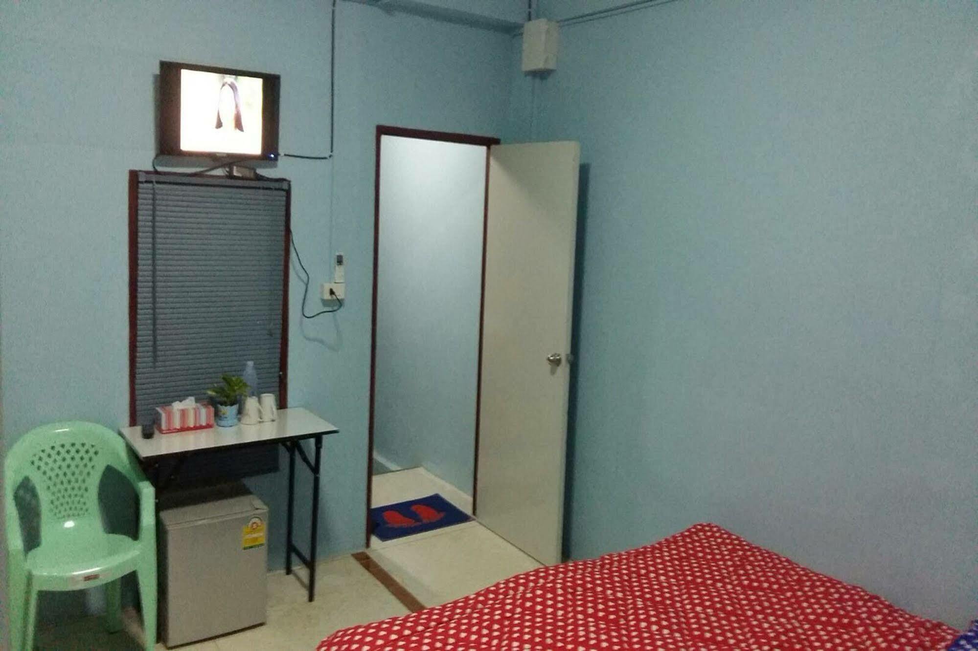 Hana Guesthouse Hua Hin Exterior photo